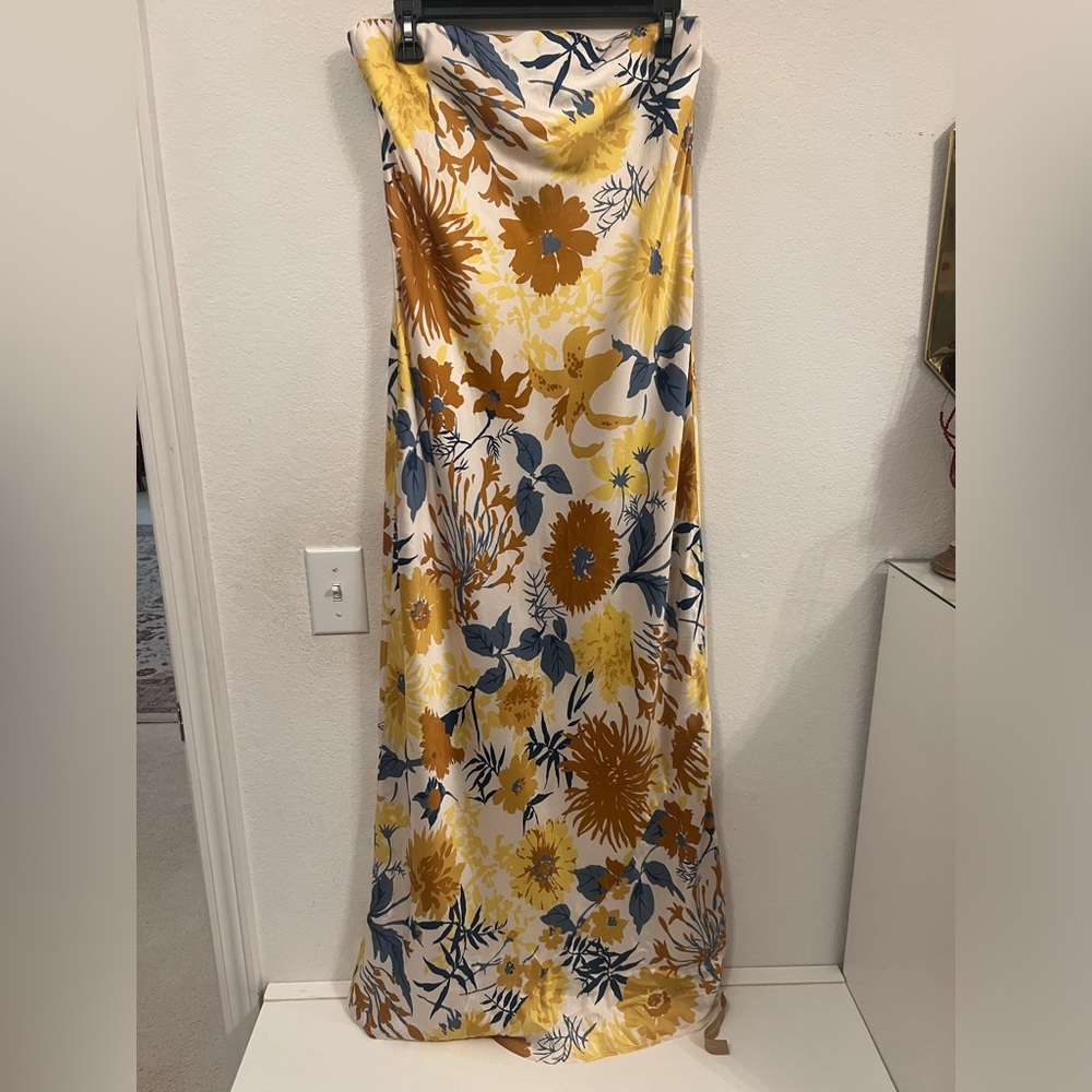 🌺Reformation Joana Strapless  Midi Dress - Picture 7 of 16